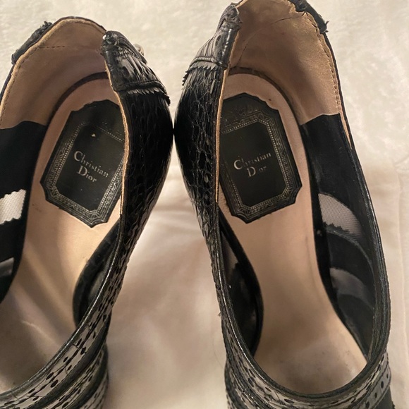 Use beautiful Dior shoes, size 39 but fits 38 - Picture 5 of 5